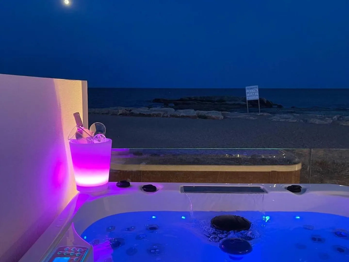 Colina Del Mar Villa Estepona Spain